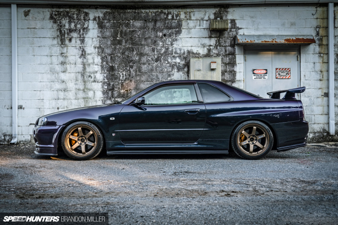 Speedhunters_R34static-3