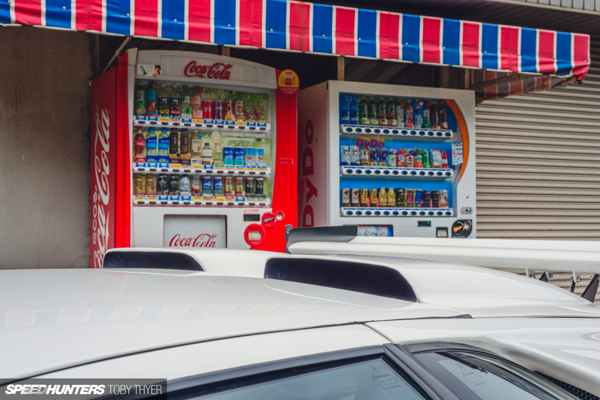 Toby_Thyer_Photographer_Countach_25thAnniversary-26
