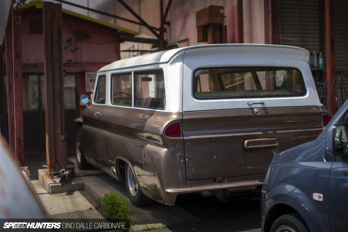 yellow_shark_dino_dalle_carbonare_40