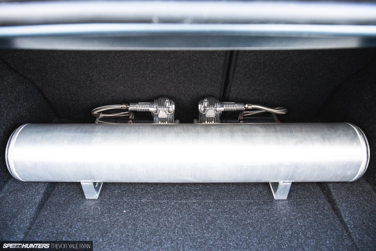 2021-SEMA-Show-Air-Lift-Performance_Trevor-Ryan-Speedhunters_021_0409