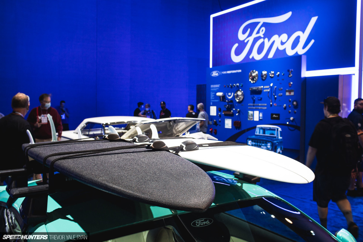 2021-SEMA-Show-Air-Lift-Performance_Trevor-Ryan-Speedhunters_048_9895