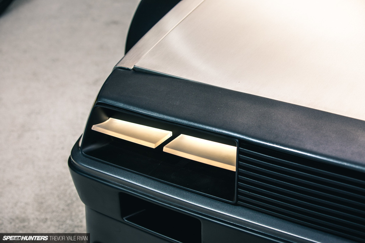 2021-SEMA-Salvage-to-Savage-DeLorean_Trevor-Ryan-Speedhunters_004_9537