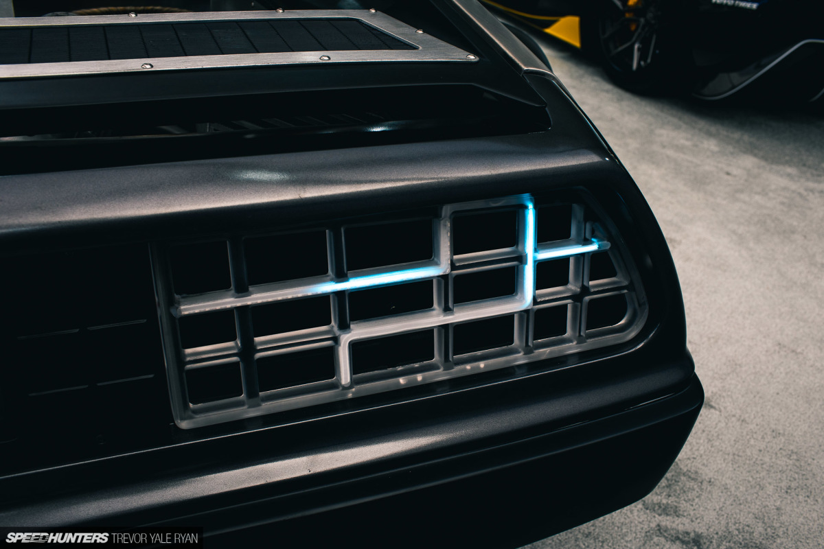2021-SEMA-Salvage-to-Savage-DeLorean_Trevor-Ryan-Speedhunters_005_9566