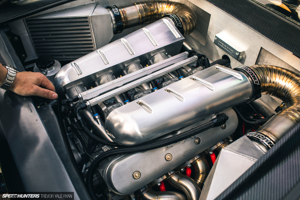 2021-SEMA-Salvage-to-Savage-DeLorean_Trevor-Ryan-Speedhunters_010_9538