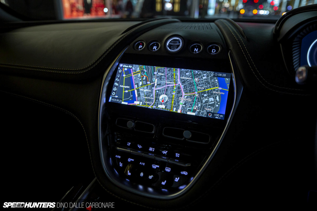 aston_martin_dbx_dino_dalle_carbonare_09