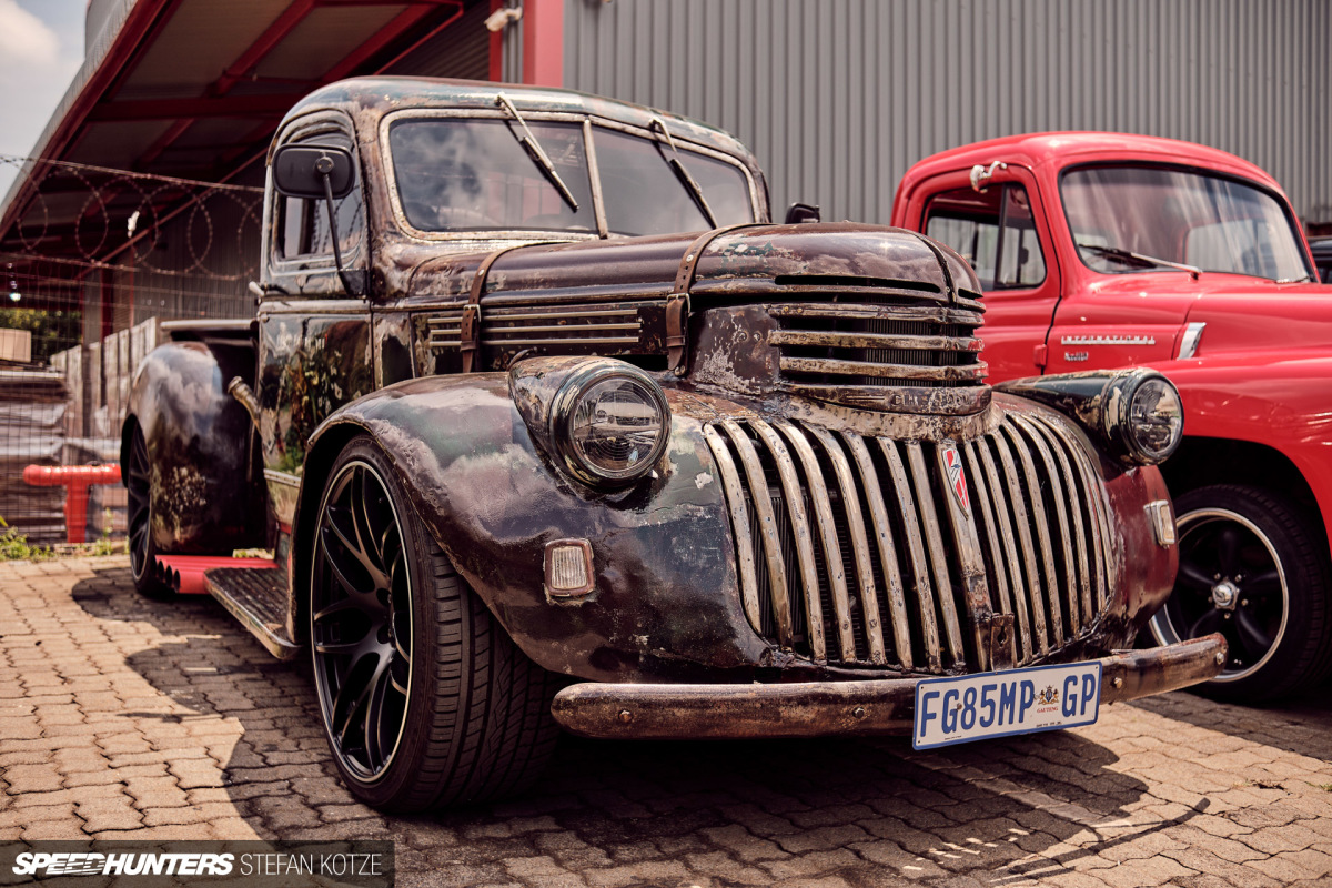 stefan-kotze-speedhunters-lexus-ls400-exhaust (30)