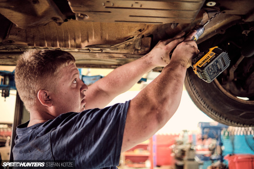 stefan-kotze-speedhunters-lexus-ls400-exhaust&nbsp;(18)