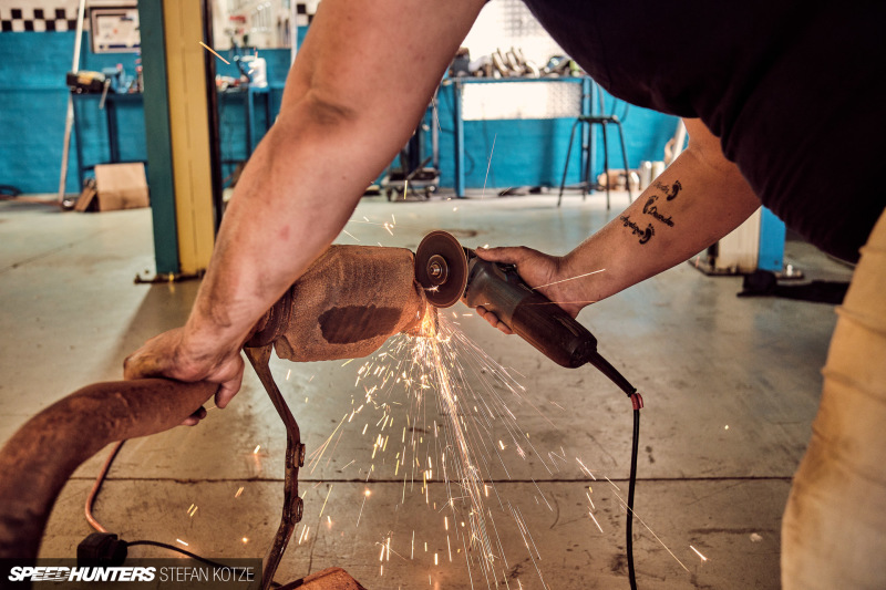 stefan-kotze-speedhunters-lexus-ls400-exhaust&nbsp;(36)