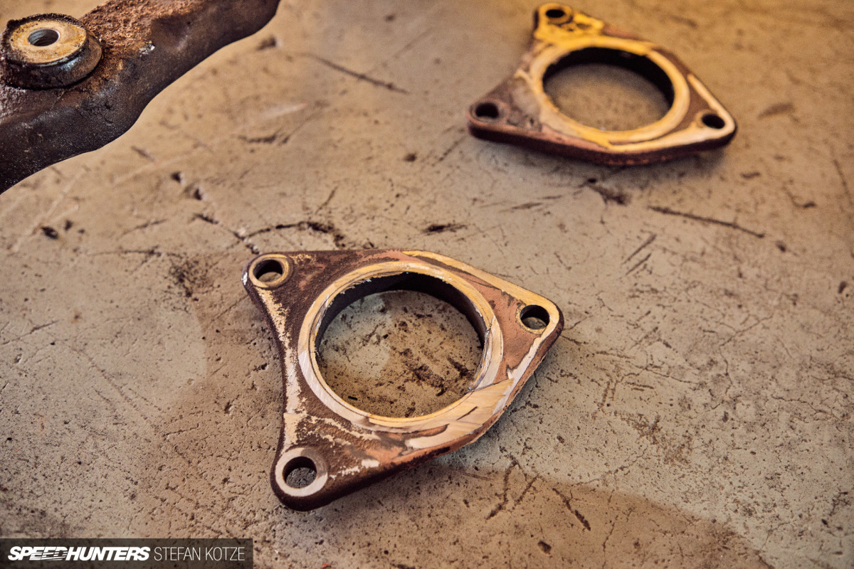 stefan-kotze-speedhunters-lexus-ls400-exhaust (38)