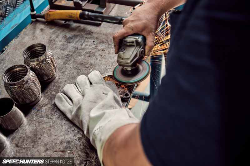 stefan-kotze-speedhunters-lexus-ls400-exhaust&nbsp;(44)