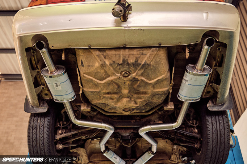 stefan-kotze-speedhunters-lexus-ls400-exhaust&nbsp;(72)