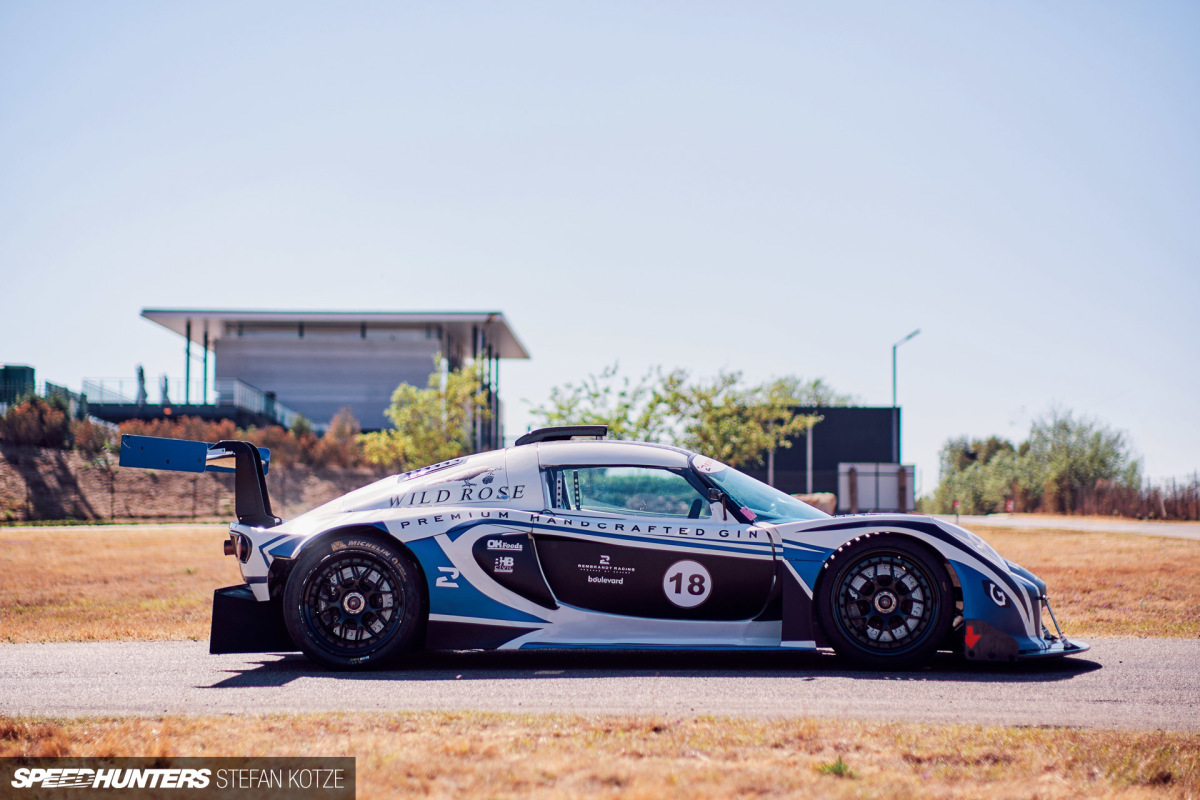 Ferrari 488-Lotus-Stefan-Kotze-Speedhunters (8)