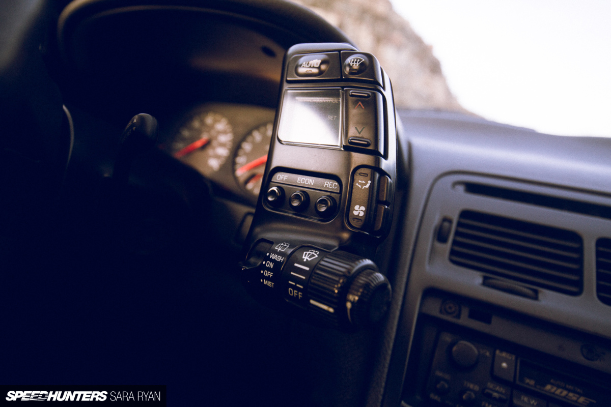 Speedhunters_Sara_Ryan_300ZX_69A1859