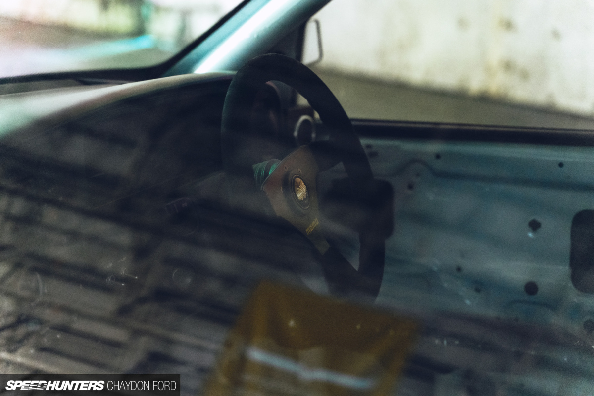 1-20220227-Hagerty-90s-Lotus-Carlton-005