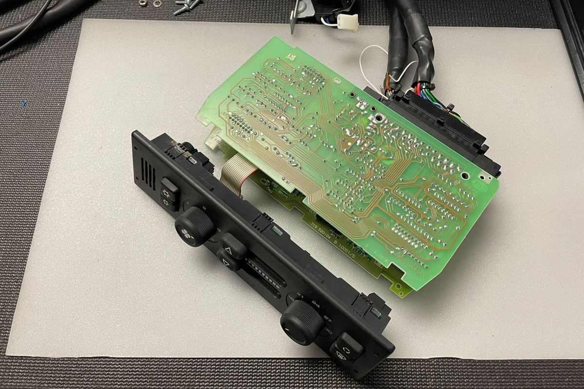 project_964_hvac_cables_carpet_dino_dalle_carbonare_14