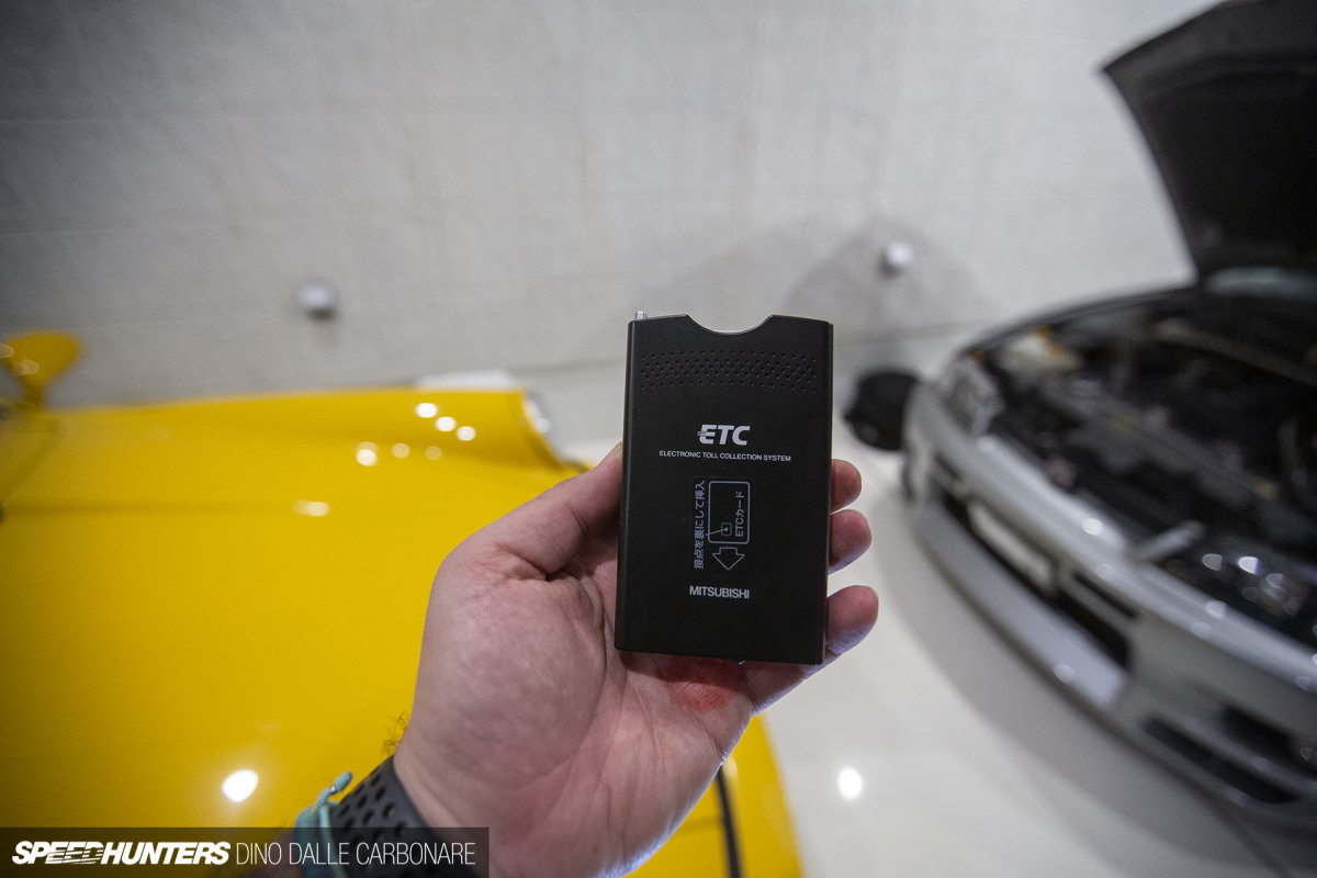 project_964_hvac_cables_carpet_dino_dalle_carbonare_44