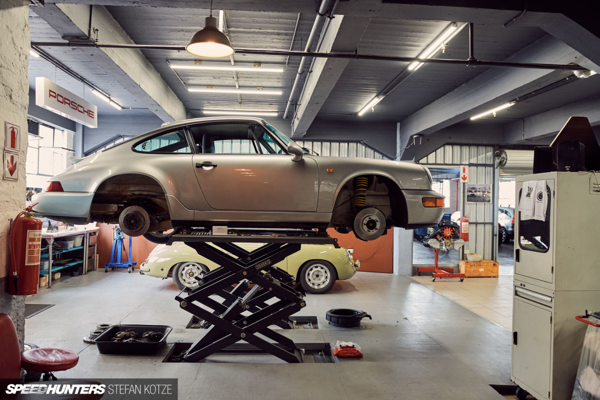 stefan_kotze_speedhunters_dogleg_garage (80)