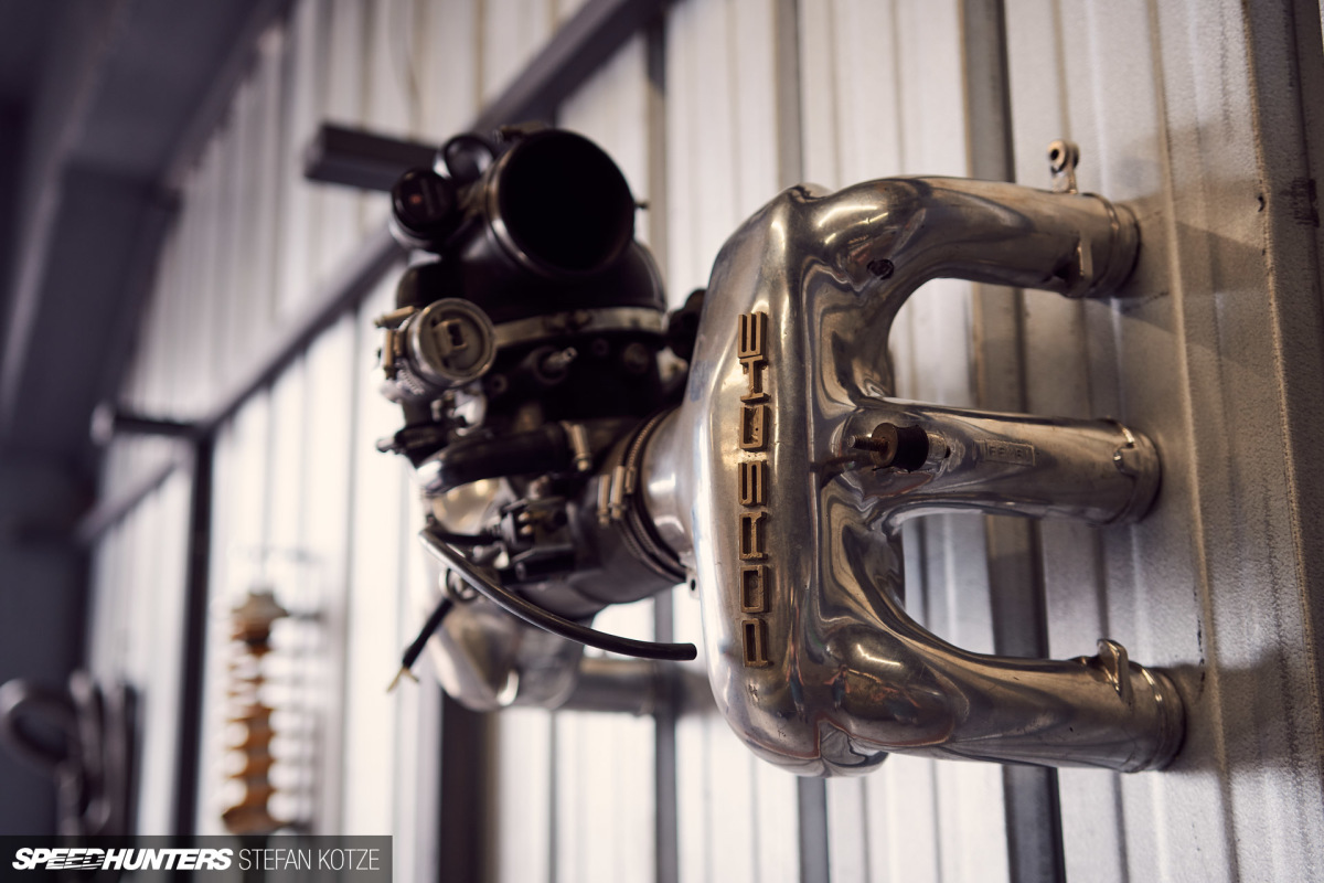 stefan_kotze_speedhunters_dogleg_garage (6)