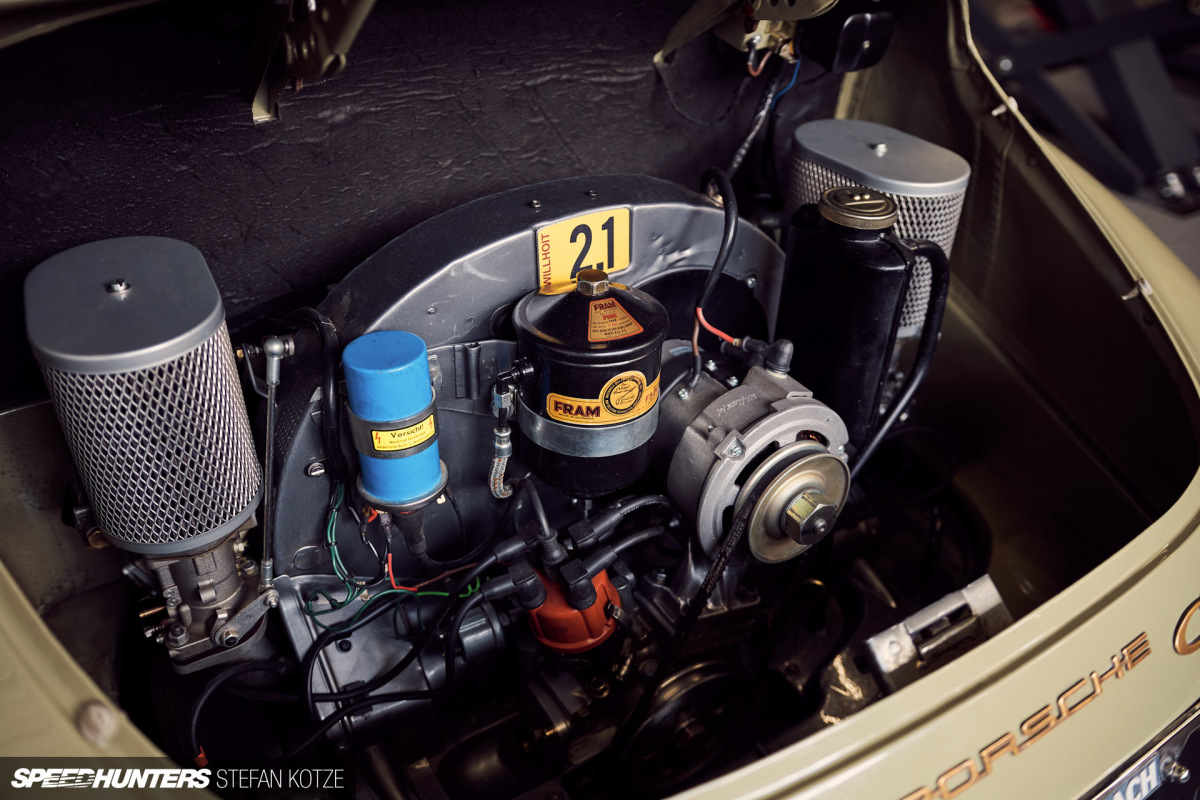 stefan_kotze_speedhunters_dogleg_garage (39)