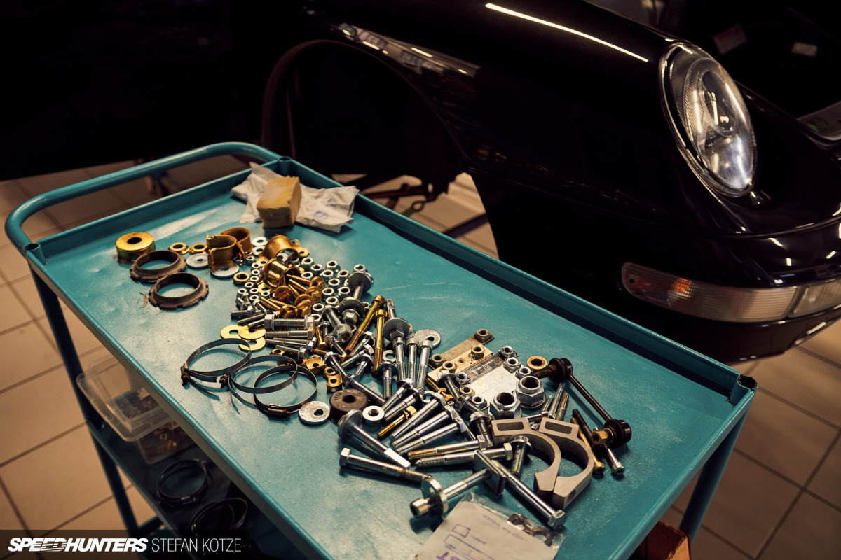 stefan_kotze_speedhunters_dogleg_garage (96)