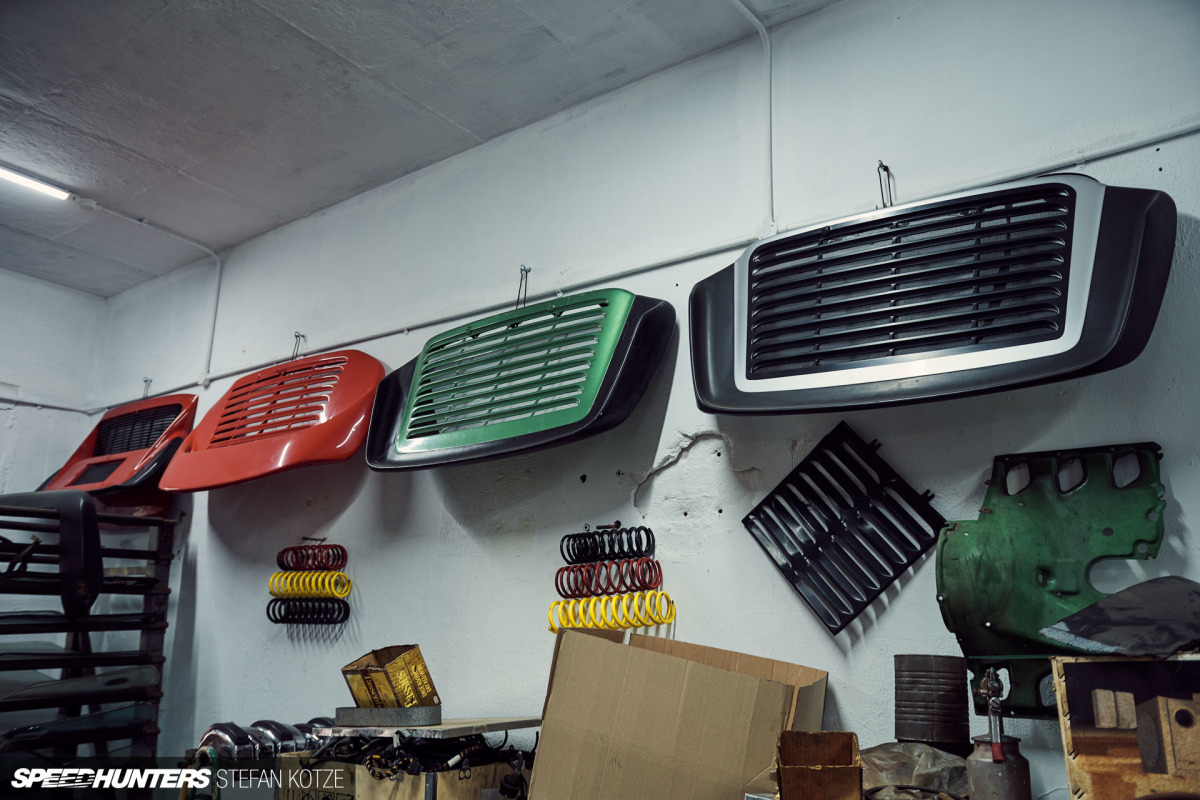 stefan_kotze_speedhunters_dogleg_garage (147)