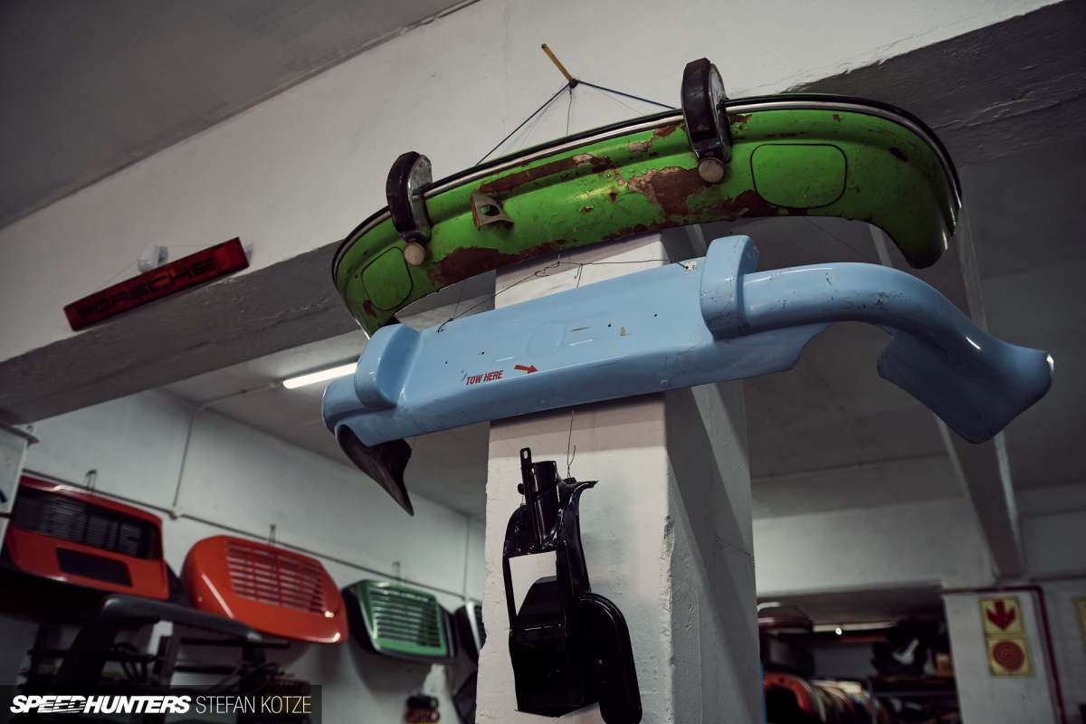 stefan_kotze_speedhunters_dogleg_garage (151)
