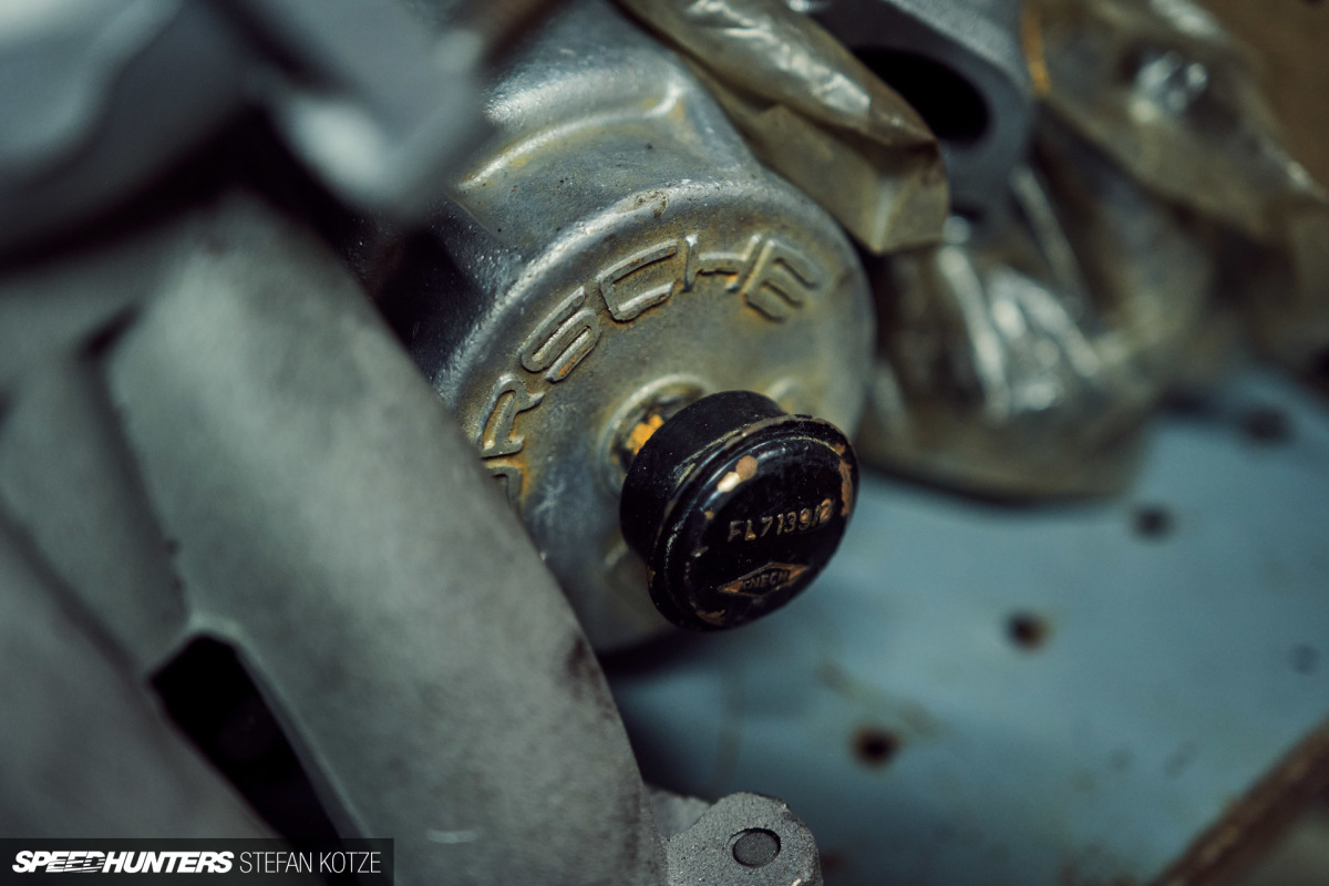 stefan_kotze_speedhunters_dogleg_garage (133)