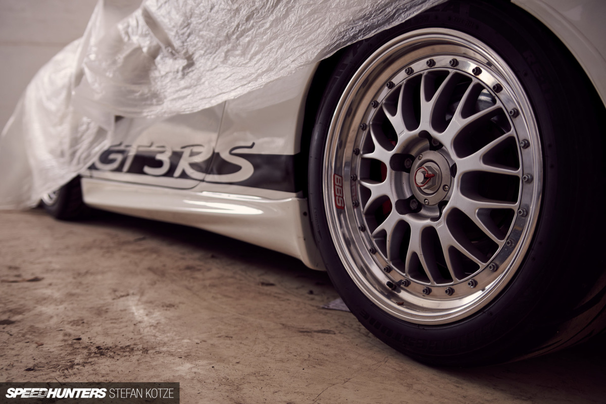 stefan_kotze_speedhunters_dogleg_garage (157)