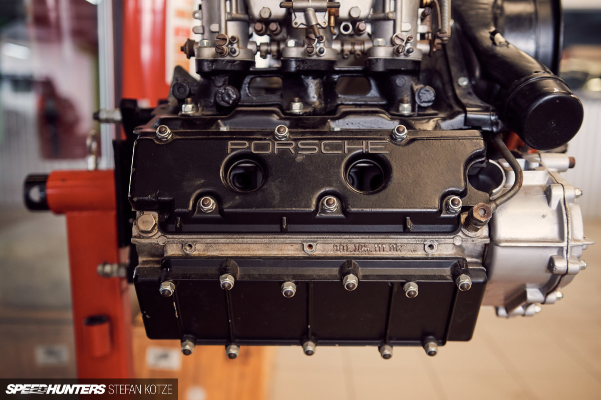 stefan_kotze_speedhunters_dogleg_garage (9)