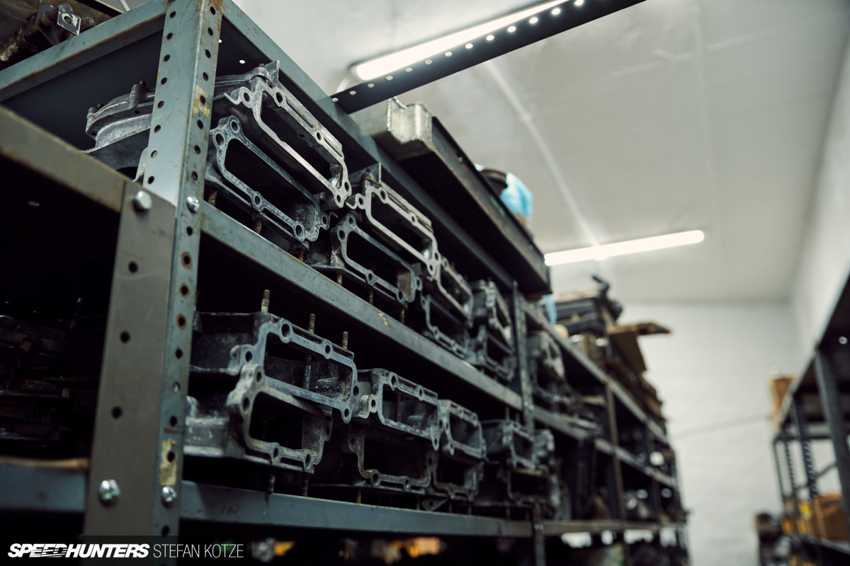 stefan_kotze_speedhunters_dogleg_garage (132)