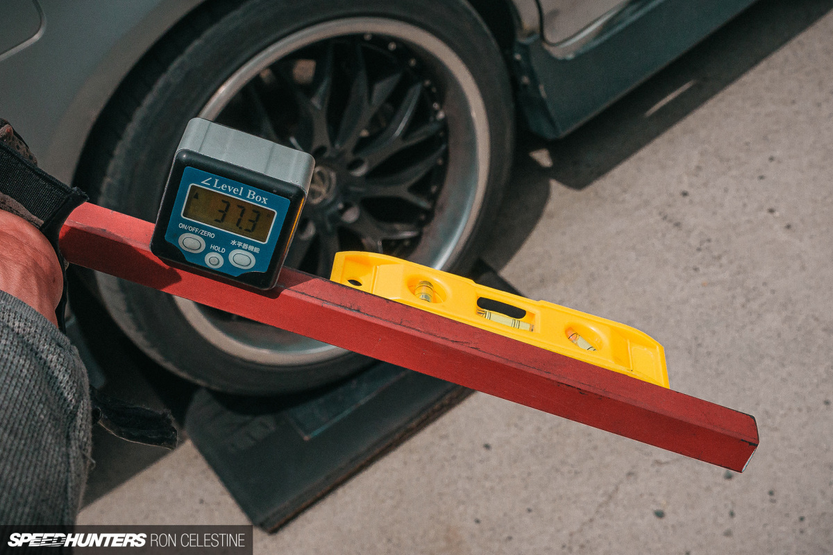 Speedhunters_Ron_Celestine_ProjectRough_AlignmentSaga_CamberGauge_2