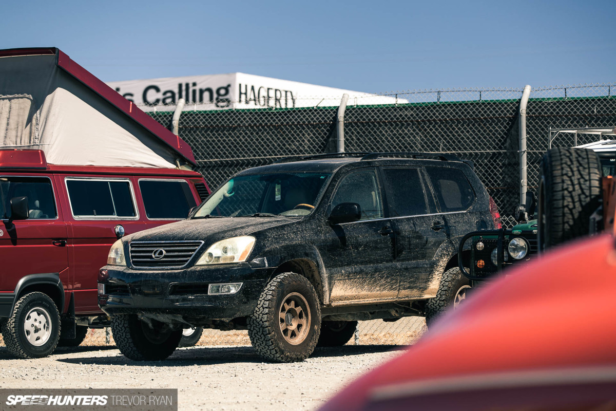 2022-Rolex-Monterey-Motorsports-Reunion-Paddock_Trevor-Ryan-Speedhunters_019