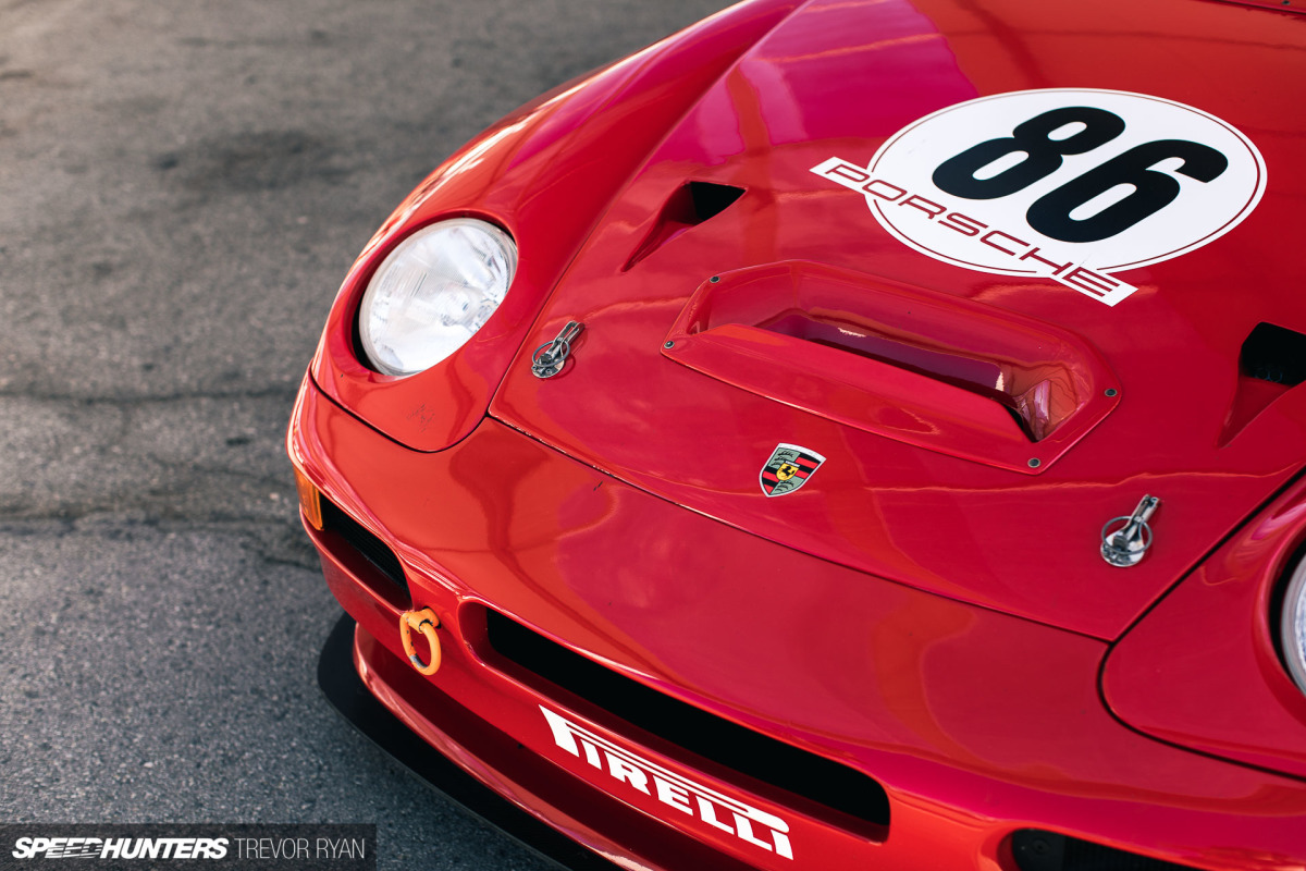2022-Rolex-Monterey-Motorsports-Reunion-Paddock_Trevor-Ryan-Speedhunters_031