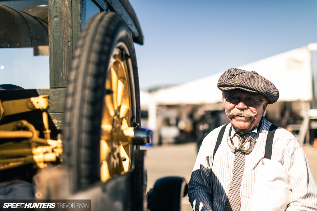 2022-Rolex-Monterey-Motorsports-Reunion-Paddock_Trevor-Ryan-Speedhunters_104