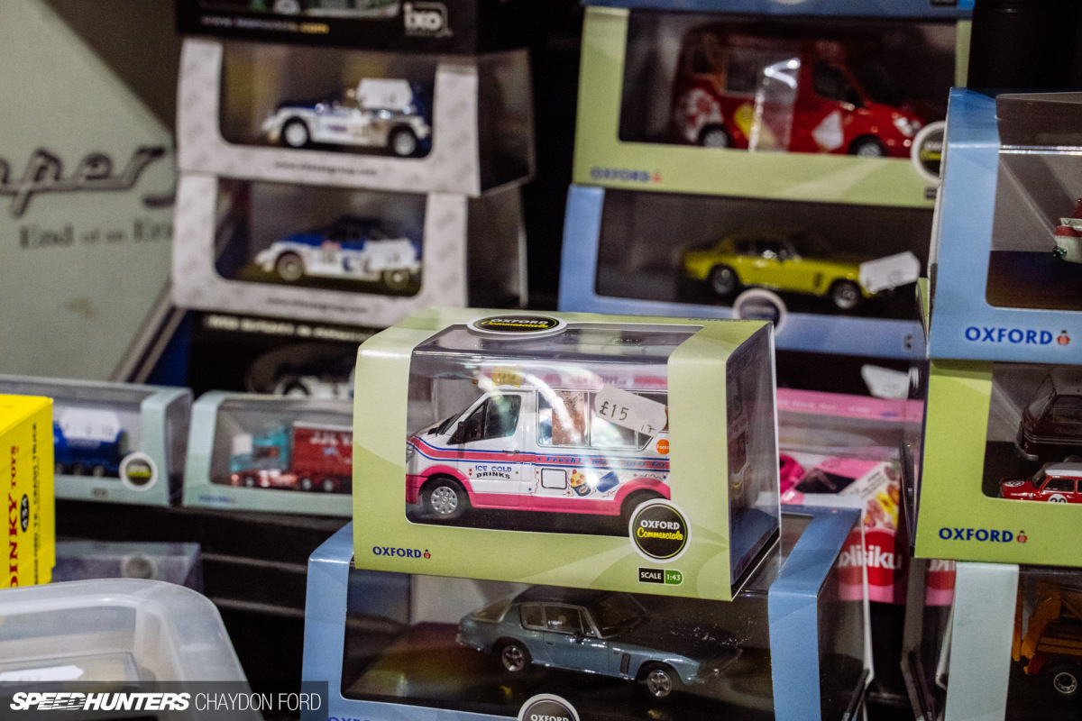 20221111 NEC Classic Models 034