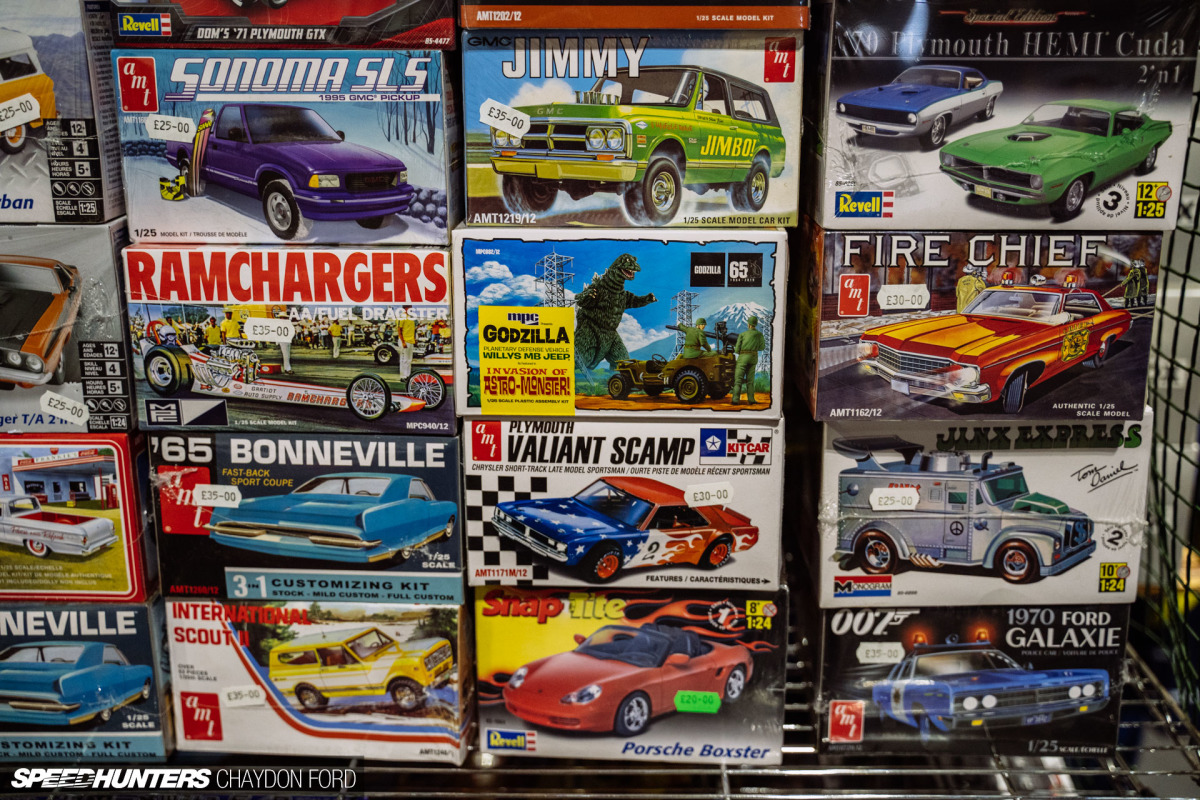 20221111 NEC Classic Models 004