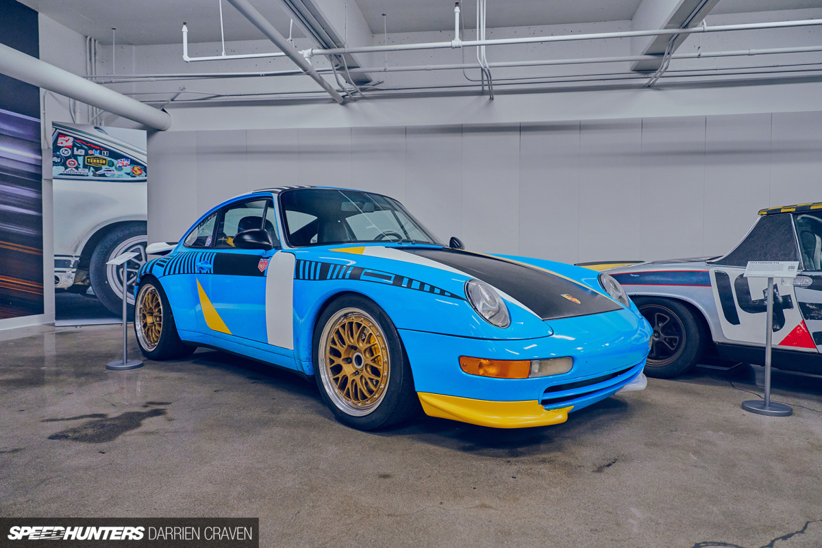 Magnus Walker UO10 32