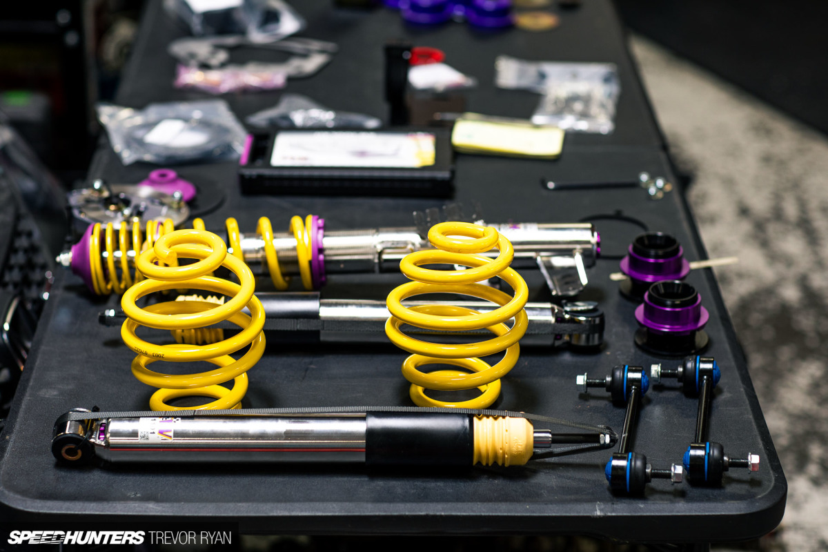 2022Project345TrackspecAutosportsKWInstall_TrevorRyan