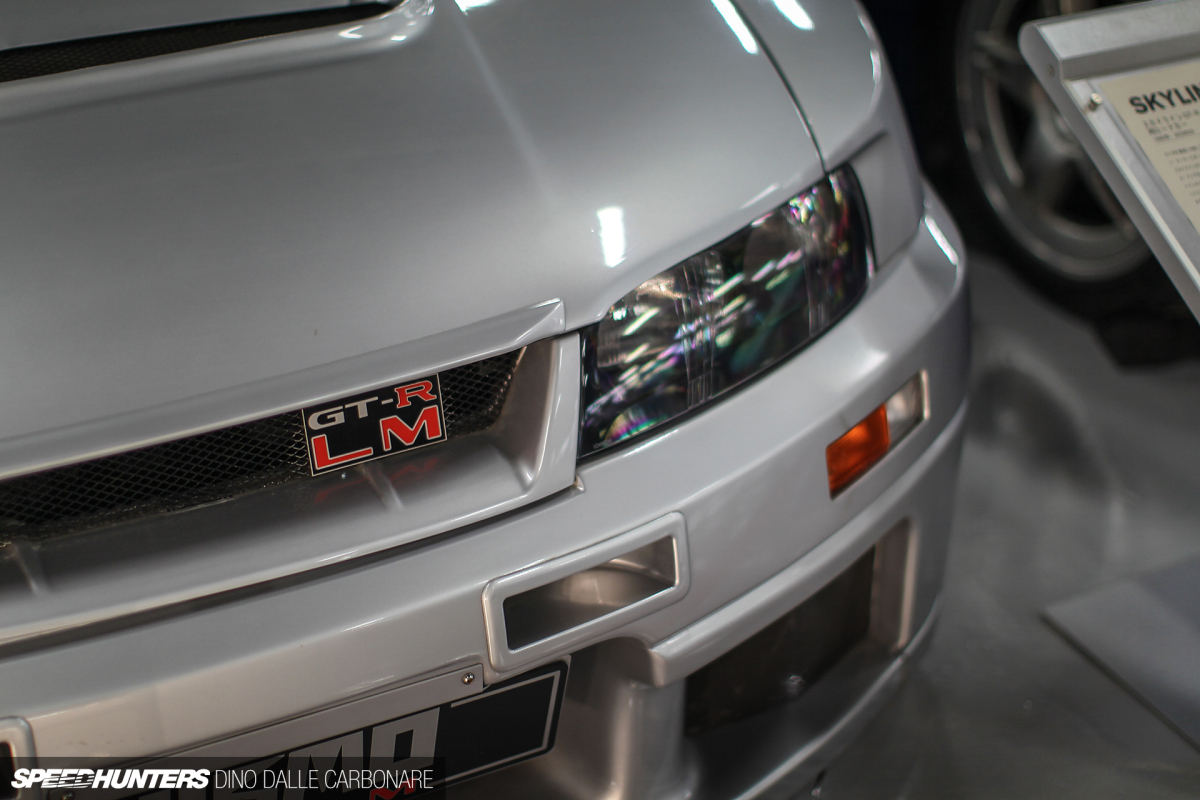 1-Nissan-DNA-Garage-16