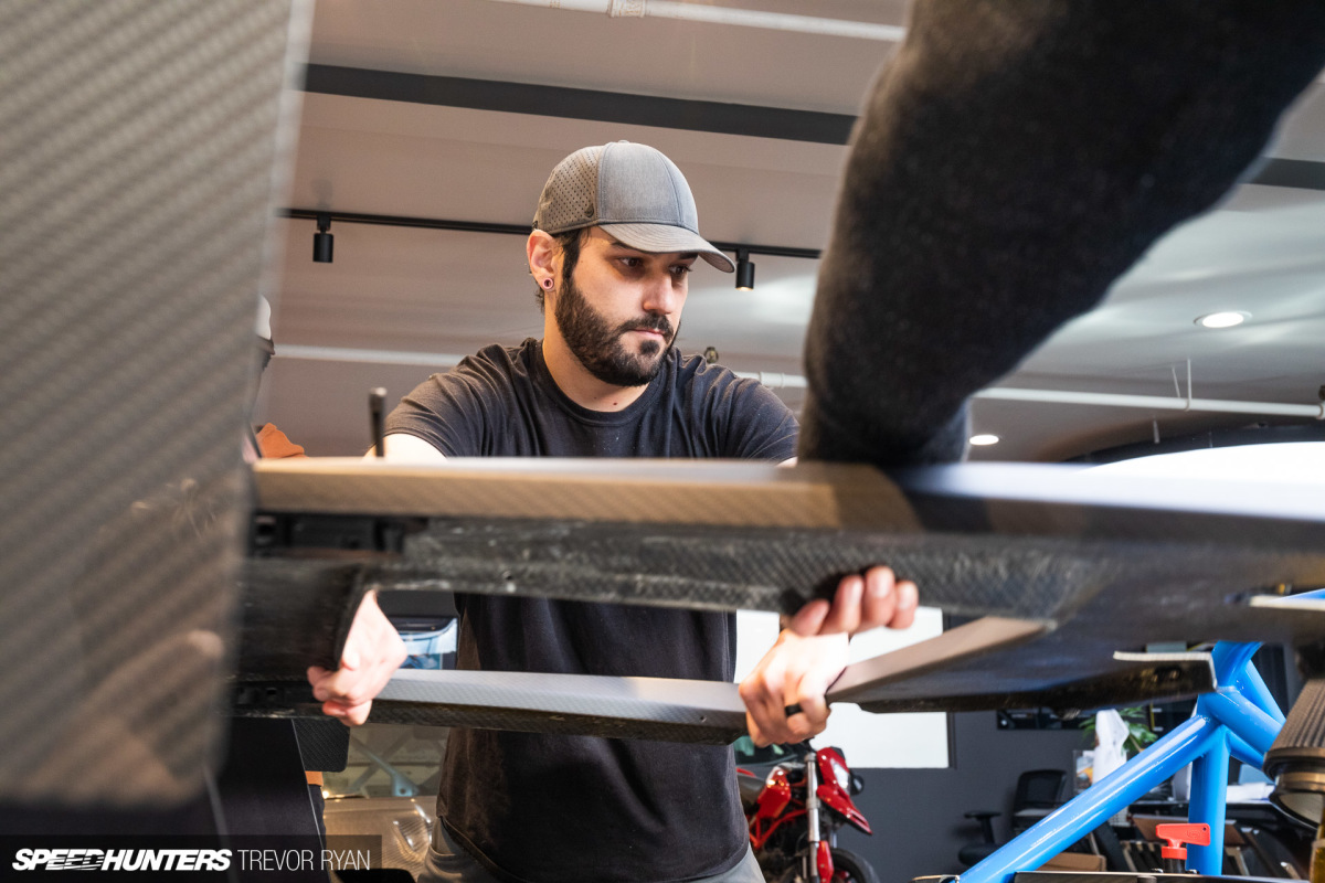 2023-Carbon-Fiber-Lotus-Roadster_Trevor-Ryan-Speedhunters_015