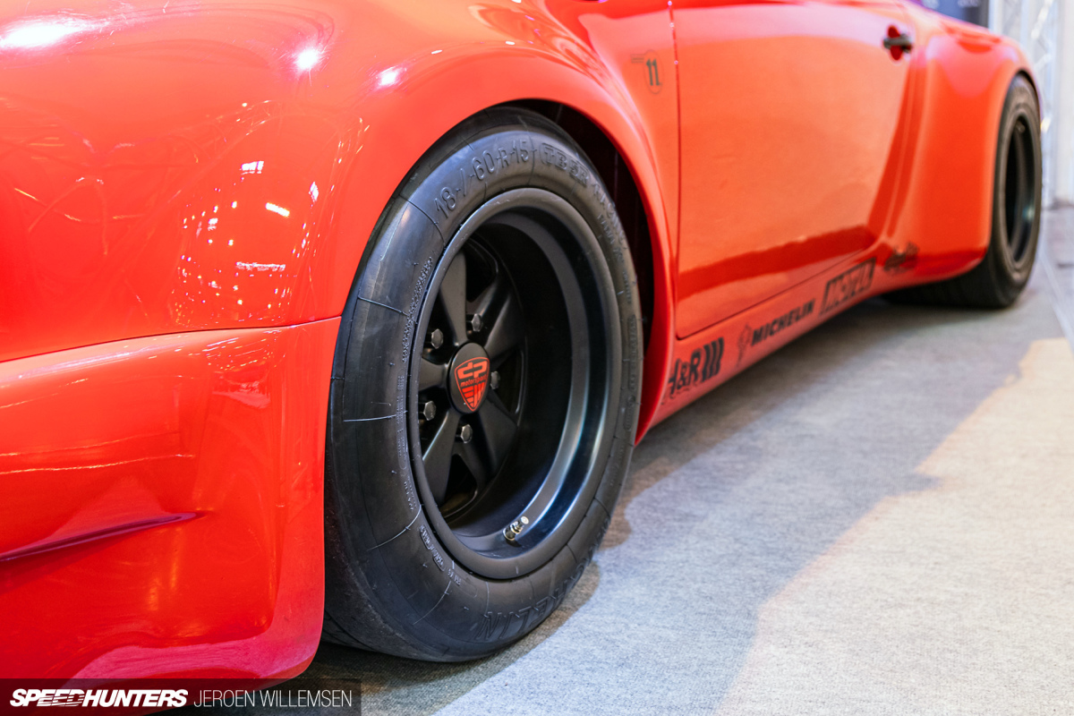 SH-techno-classica-DP-911-red-2023-8444