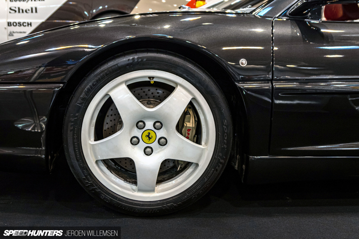 SH-techno-classica-ferrari-355-stradale-2023-8733