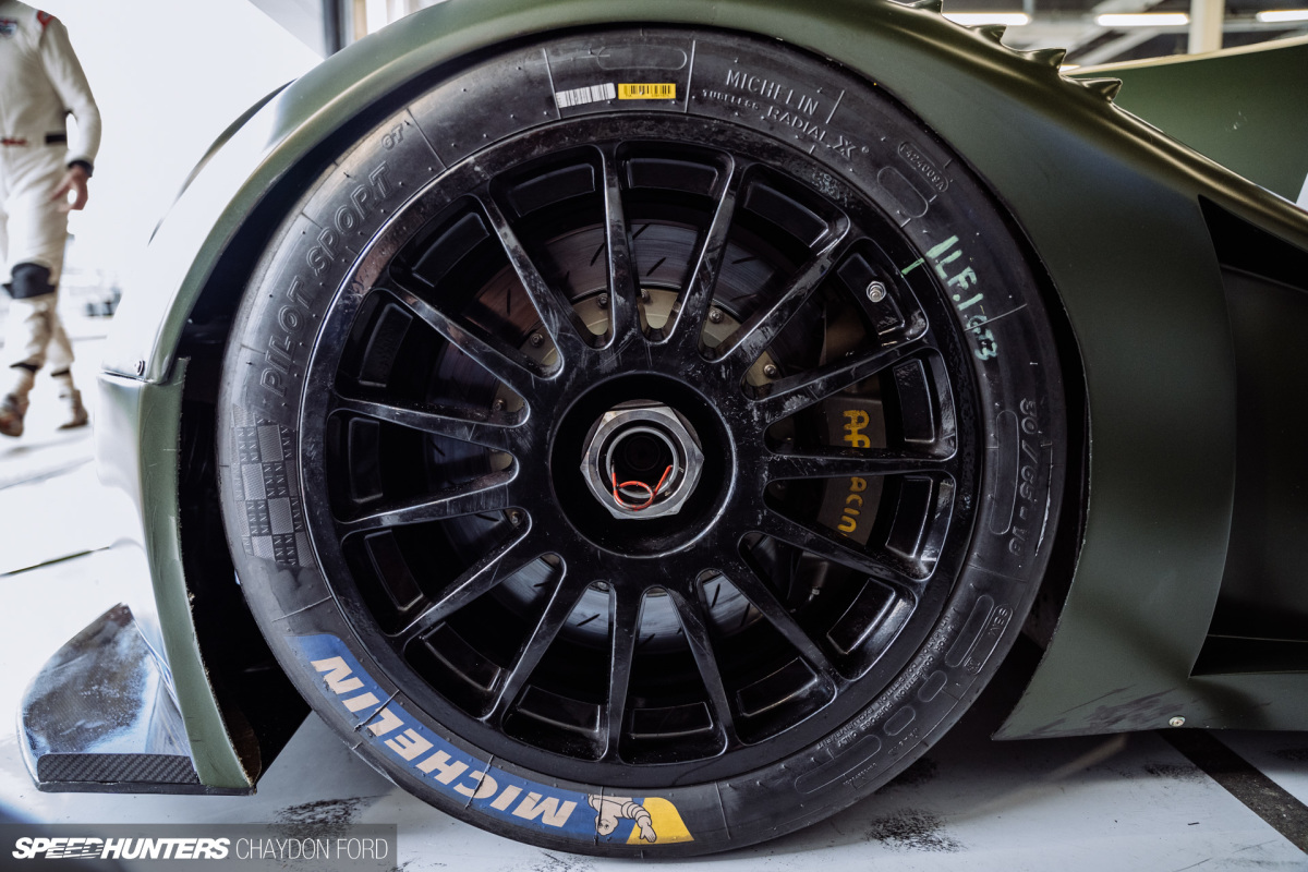 SH CF Silverstone Festival 111