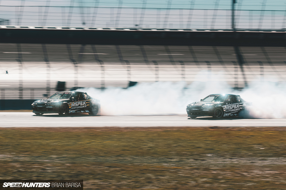 SH-SlideNShine 09 para 2-3