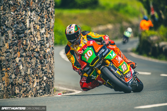 Isle_of_Man_TT_2024_on_SpeedHunters_Pic by CianDon (5)