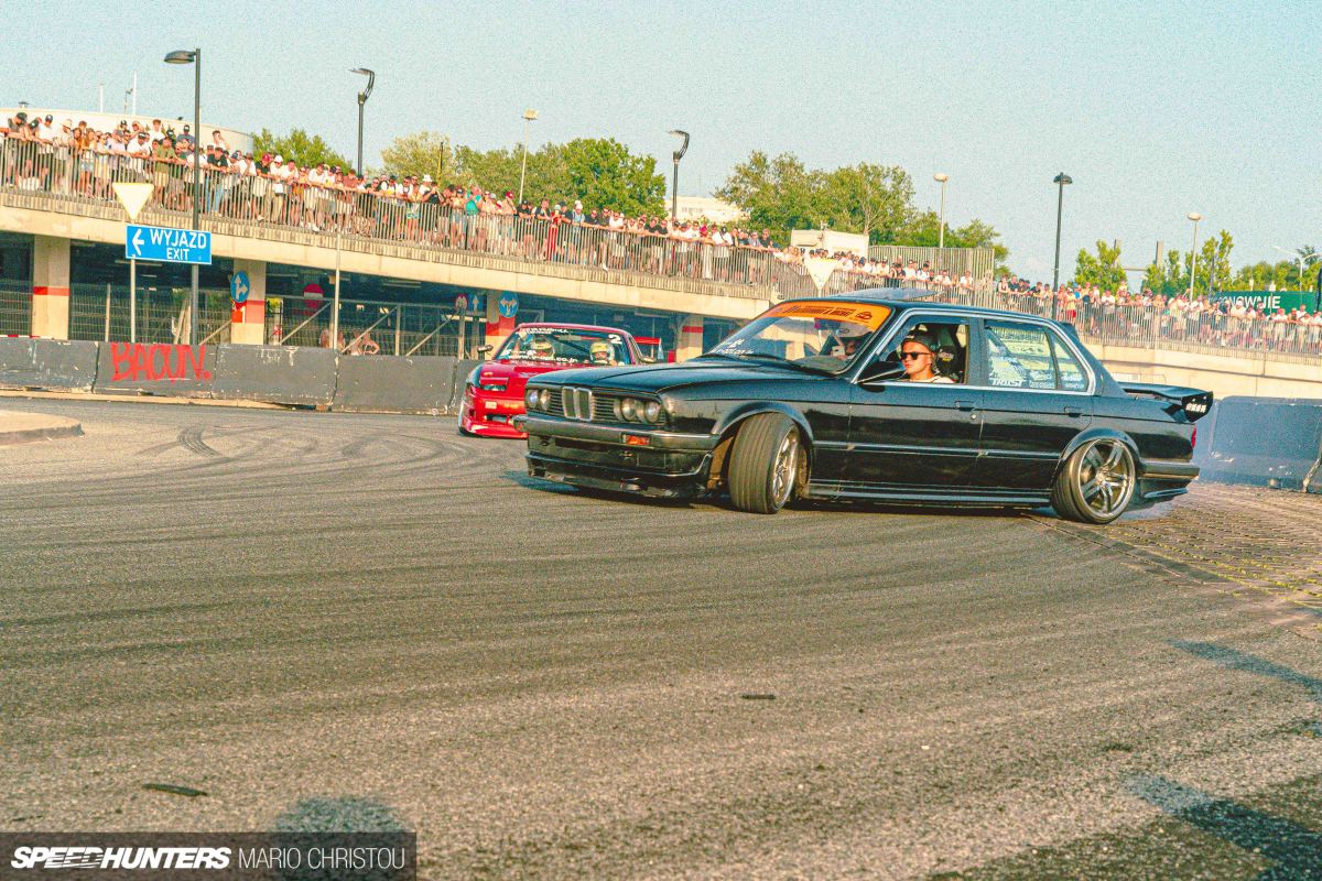 Ultrace 24 MC SH Edits-75