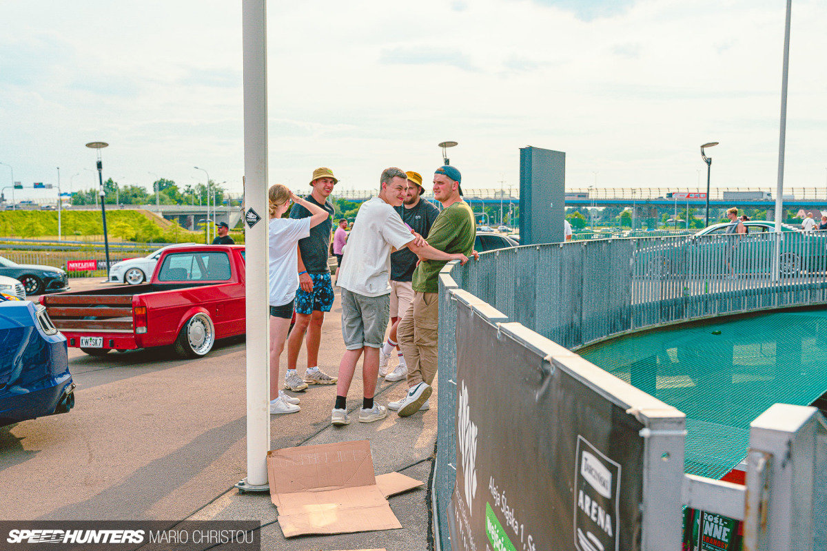 Ultrace 24 MC Extra Edits-3-42