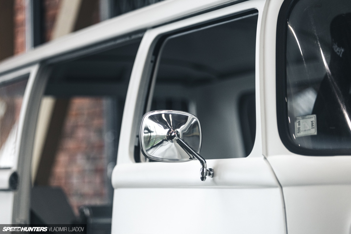 vw-t2-bmw-v12-by-wheelsbywovka-14