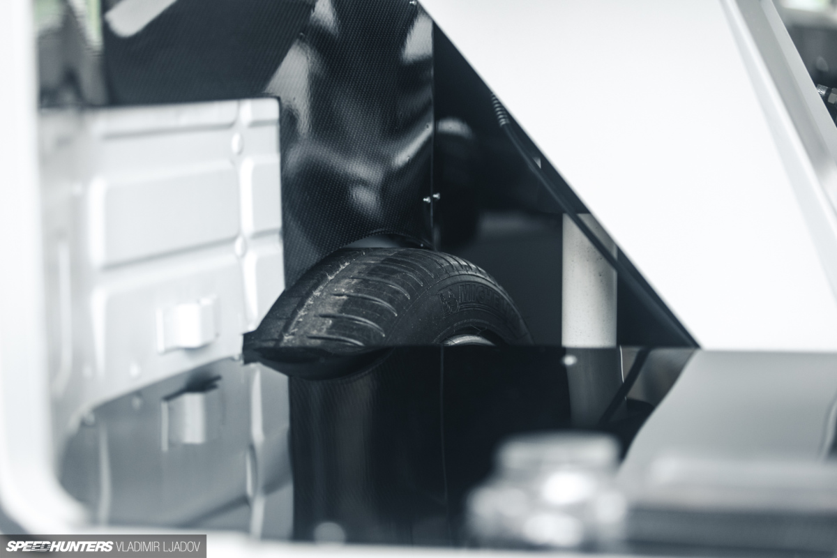 vw-t2-bmw-v12-by-wheelsbywovka-12