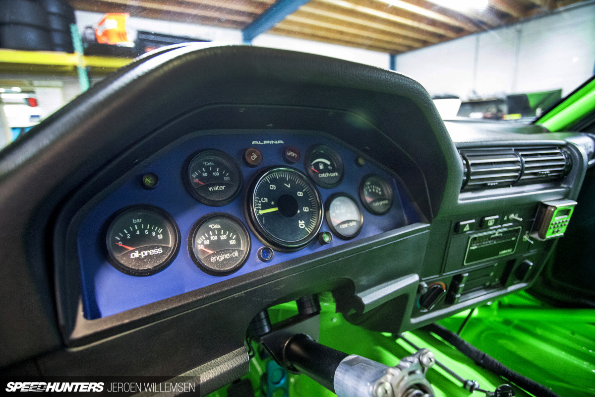 Speedhunters-Vink-motorsport-BMW-Alpina-e30-DTM-Classic-120